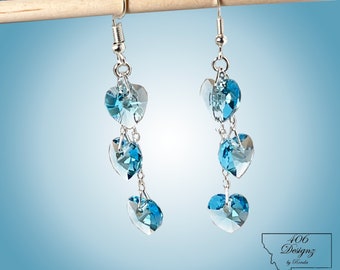 Orecchini pendenti a forma di cuore con cristalli Swarovski color acquamarina su fili in argento sterling