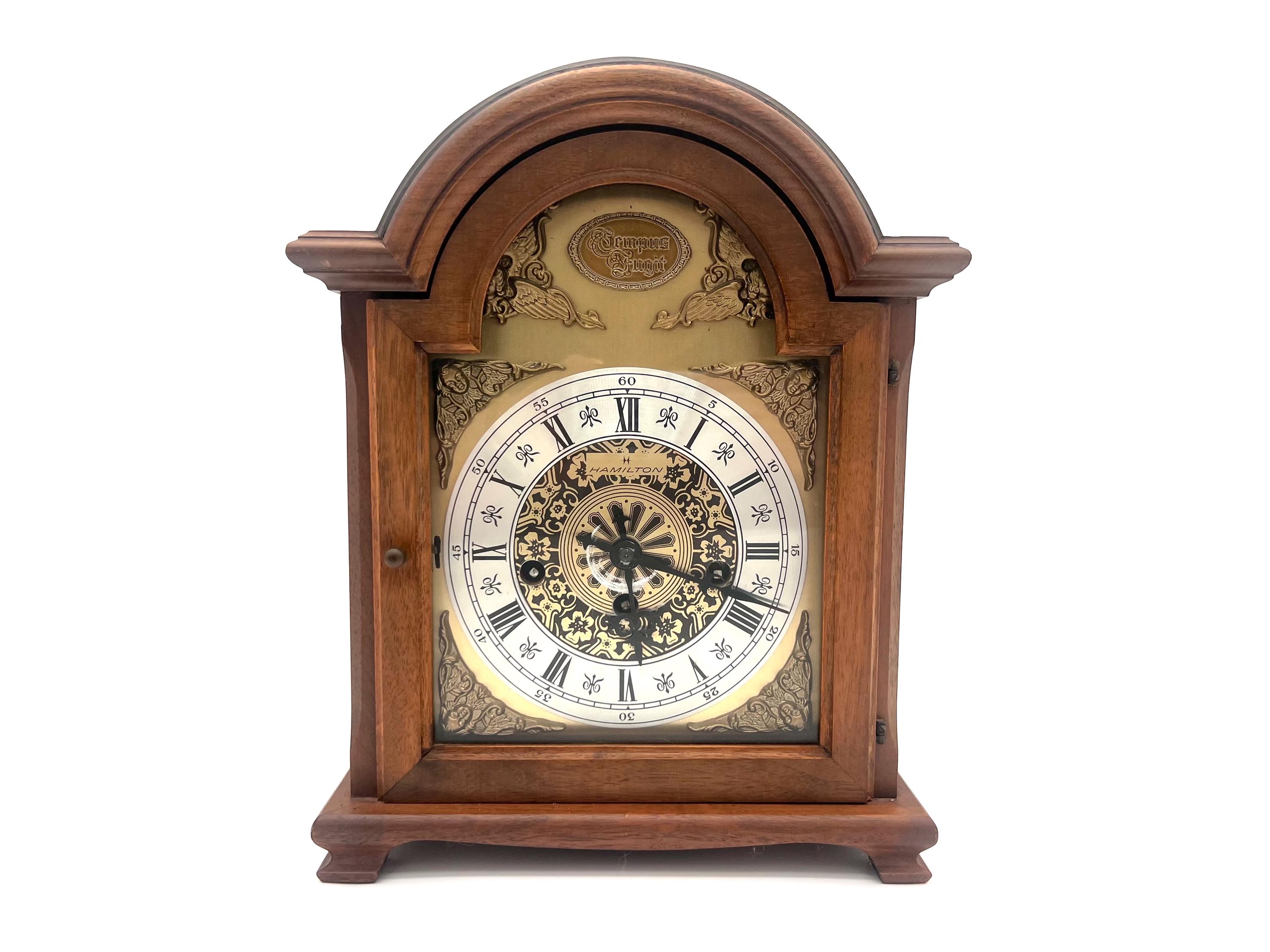 Vintage Hamilton Tempus Fugit Mantel Clock: Arched Wood Case