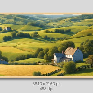 Pode incluir: Uma casa de fazenda branca com telhado marrom fica em uma colina verde com vista para uma paisagem ondulada de campos e colinas verdes. O sol brilha intensamente, lançando longas sombras sobre a cena.