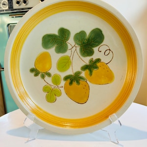 Stone House Strawberry Platter | Stoneware | Made in Japan