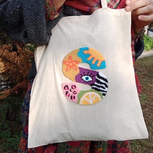 Personalisierte Strandtasche, Brieftasche, Punch Needle bestickte Einkaufstasche, Handgetuftete Einkaufstasche, Schultertasche, Muttertagsgeschenk