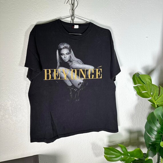 2009 Beyoncé “I Am” world tour tshirt - image 1