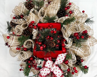 Red Vintage Truckbed Christmas Wreath