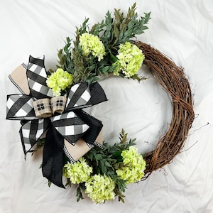 Neutral Grapevine Wreath