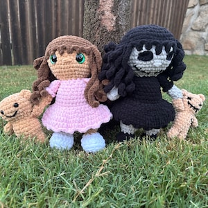 Dahlia and Delia the living dead girls crochet pattern