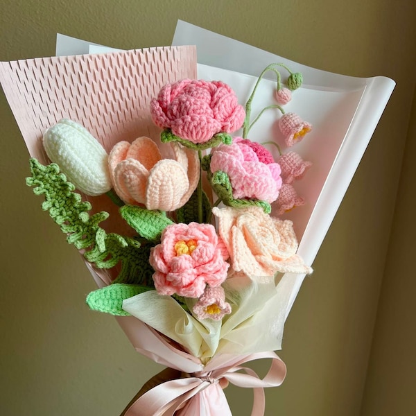 Bouquet de fleurs au crochet fait main, tulipe, décoration d'intérieur, produit fini, cadeau pour elle, anniversaire, ami, petite amie, maman, grand-mère, remise des diplômes