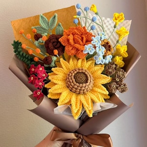 Crochet Sunflower Bouquet, Fall Floral Arrangement, Colorful Handmade Yarn Flowers, Finished product