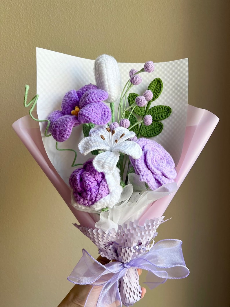 Crochet Flowers Bouquet Handmade, Tulip, Home Decor, Finished Product, Gift For Her, Birthday, Friend, Girlfriend, Mom, Grandma, Graduation Purple Thai rose