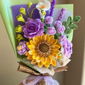 Häkelblumenstrauß, Wohnkultur, handgemachtes Geschenk, Sonnenblume, fertiges Produkt, Geburtstag, Freundin, Mutter, Oma, Frau, Geschenk für Sie