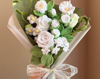 Handmade Crochet flowers Bouquet: Green White lily rose, Gift for her, birthday, anniversary,  girlfriend, wife, mom