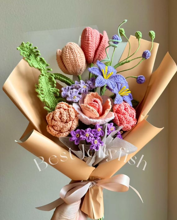 Schema per bouquet di fiori all'uncinetto: giglio, tulipano, nontiscordardime, mughetto (download digitale - Inglese - Italia