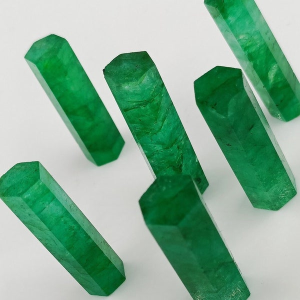 Raw Emerald Crystal, Natural Green Emerald Rough, A Grade Emerald Crystal Hexagon Shape Emerald Rough, Emerald Birthstone Gift For Your Love