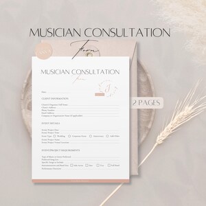 Puede incluir: Un formulario de consulta para músicos con el título "Consulta de Músico" en una fuente manuscrita. El formulario incluye secciones para información del cliente, detalles del evento y requisitos del proyecto. Fondo blanco, sobre beige y elementos decorativos.