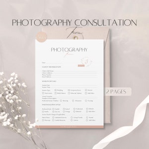 Puede incluir: Un formulario de consulta de fotografía con un esquema de color rosa y blanco. El formulario incluye secciones para la información del cliente, los detalles de la sesión y el estilo de fotografía. El formulario está titulado "Formulario de consulta de fotografía".