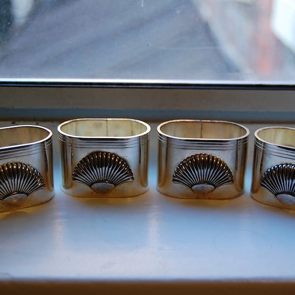 Art Deco Style Scallop Vintage Napkin Rings