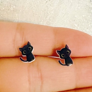 黒猫のイヤリング