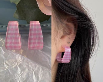 Vintage Geometric Acrylic C-shaped Pink Earrings