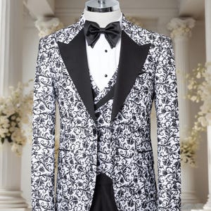 White Velve Men's 3 Piece Groom Suit, Patterned Men's Suit, Men's Tuxedo, Wedding Suit Wedding Attire for Groom, Slim Fit Velvet Tuxedo