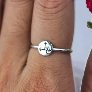 925 silver sigil of lilith ring,Seal Sigil of Lilith jewelry,Mythology jewelry,Triple Goddess ring,moon jewelry,Pagan jewelry,Wiccan Jewelry