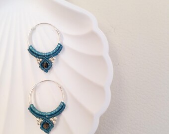 Macramé hoop earrings, sterling silver and natural stones. Minimal and elegant handmade jewelry. Hypoallergenic earrings