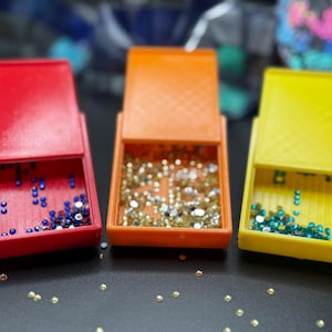 3D Printed Diamond Painting Gem Storage Boxes with Stackable Design