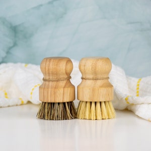 Palm and Sisal Pot Dish scrubber Set of 2 Cleaning Bamboo Brushes Cleaning Dish Pot Eco Wooden Kitchen Accessories Sustainable Supplies
