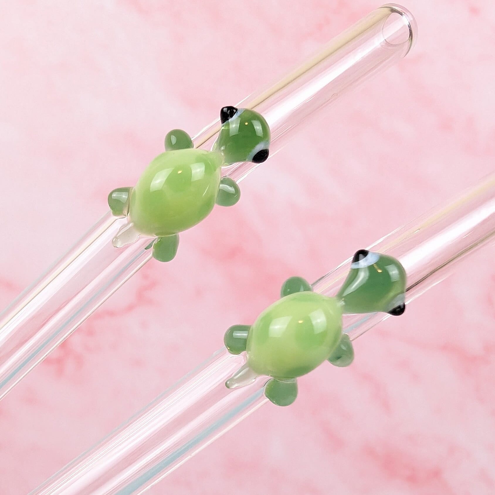 6 Pcs Glass Straws Shatter Resistant,Cute Green Turtle on Clear Straws With  Design 7.9in X 8mm Reusable Bent Drinking Straws with 2 Cleaning Brushes