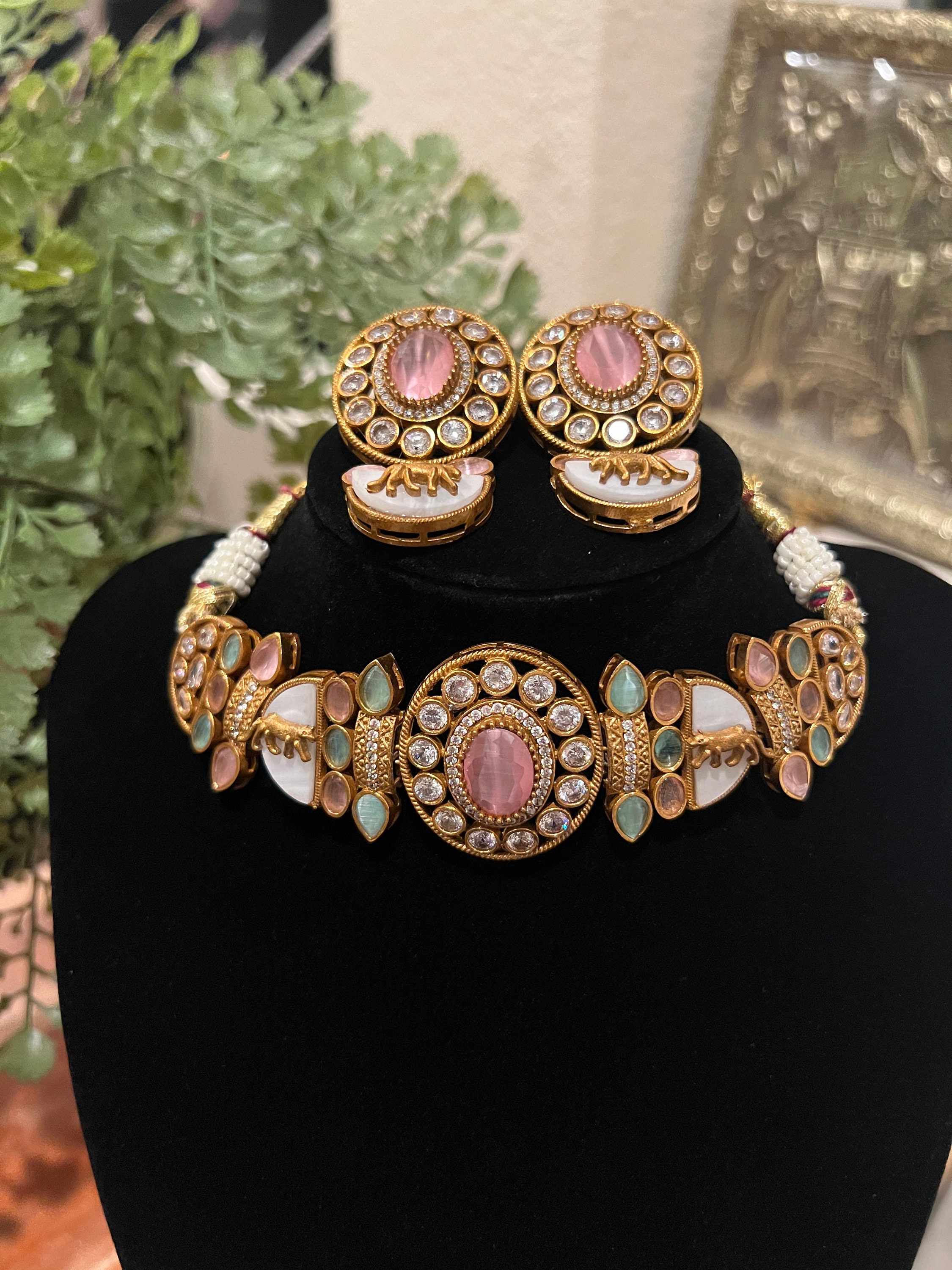 Two Tone Kundan Necklace