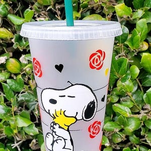 24 oz |Starbucks Cup | Snoopy Hearts | Clear Plastic Cup with Lid and Straw | Cold Beverage Cup | Reusable Cup | On the Go | Kid Friendly