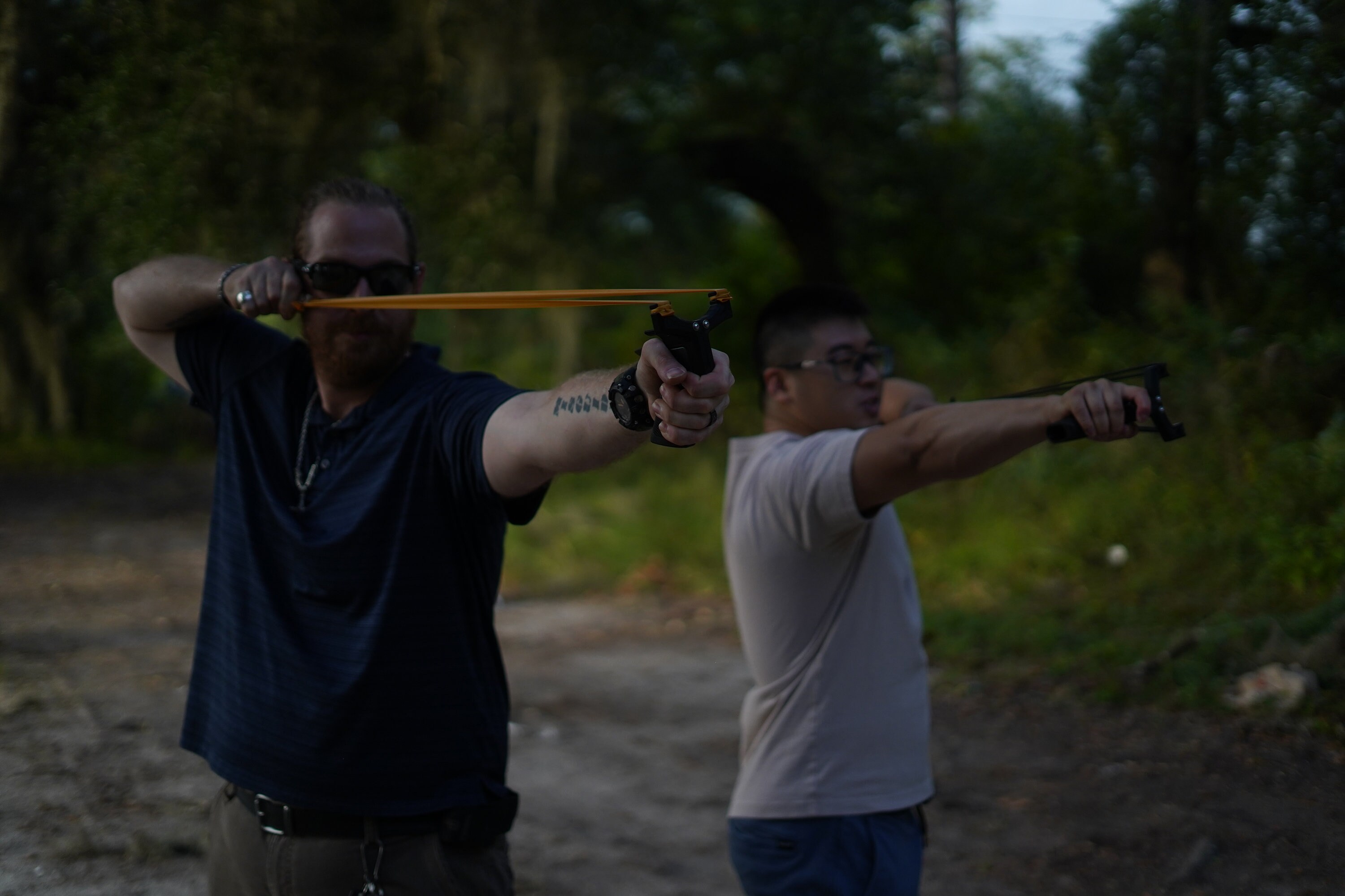 Flatband Slingshot With Pistol Grip and Wall Mount,ar15 Grip,outdoor