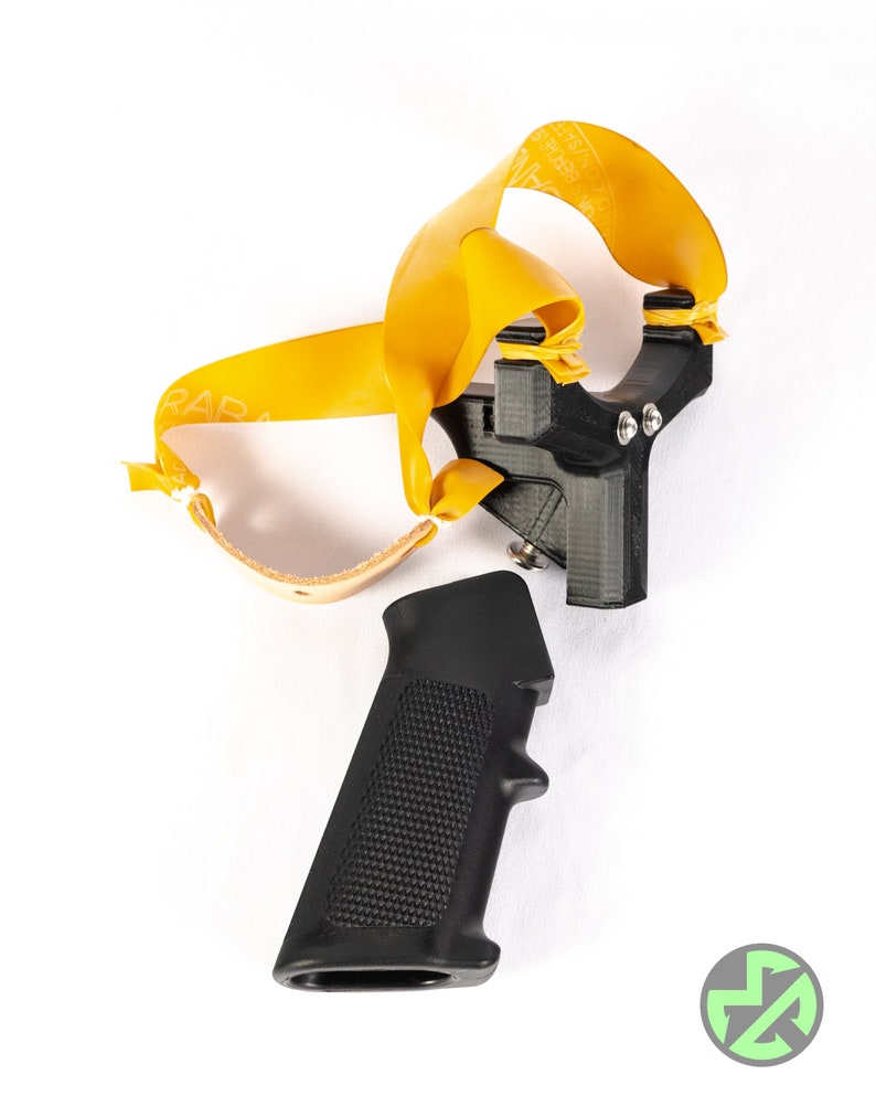 Flatband Slingshot With Pistol Grip and Wall Mount,ar15 Grip,outdoor
