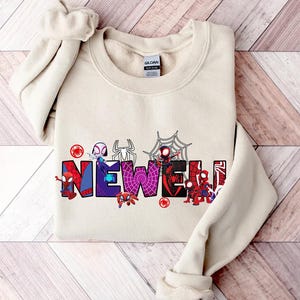 Maglietta personalizzata con il supereroe Marvel Spider-Man e i suoi fantastici amici, colore comfort, coordinata Disney, regalo per il parco a tema Epcot