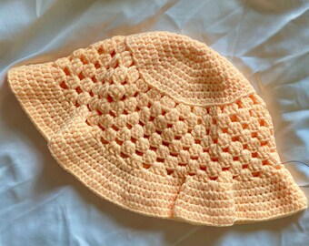 Dainty crochet summer bucket hat