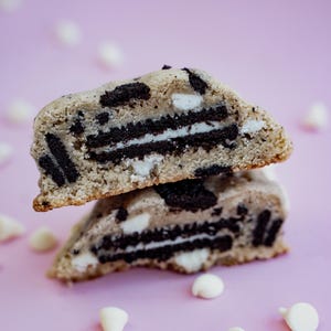 Oreo Chunk Cookie | Homemade | Gourmet | Cookies and Cream