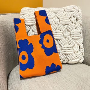 Marimekko-Inspired Black & White Floral Knitted Tote – Bold Elegance for Every Occasion