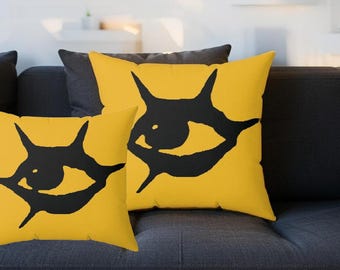 Pop Art Eye Graphic Throw Pillow: Modern Home Decor Accent