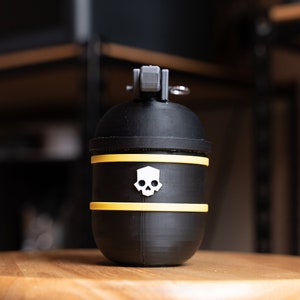 Helldivers 2 G-6 Frag, Toy G-6 grenade, Helldivers grenade, Helldivers 2 toy grenade, Helldivers 2 gift, Gamer gift, gifts for him