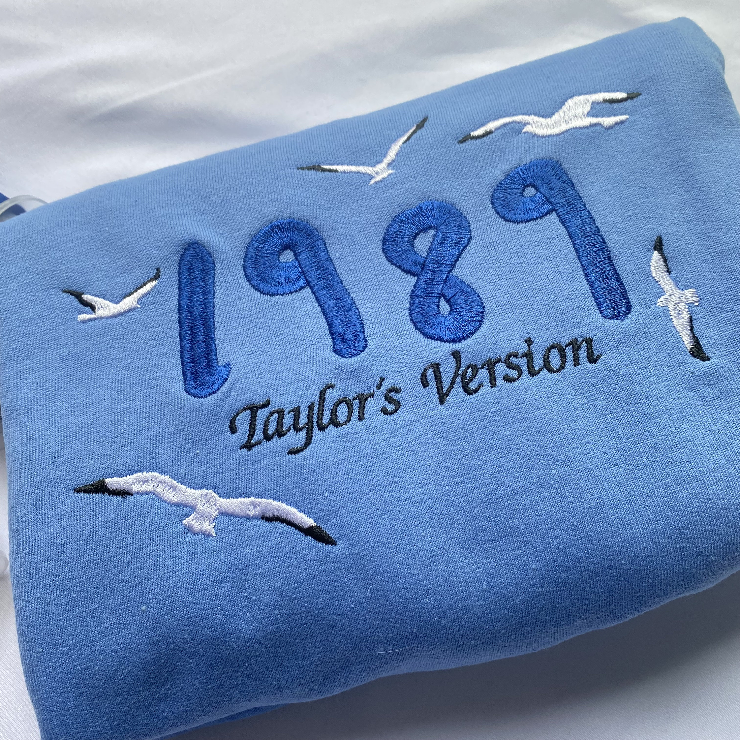 Discover 1989 Taylo version Taylor Embroidered Sweatshirt