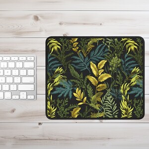 Kawaii Cat Mouse Pad Xl-31.5x15.7in-Anime Black Cat Green Plant Desk Mat Pad-Extended Aesthetic Keyboard Mouse Pad-for Desk Kid Girl With Stitched Edges Non-Slip Cozy Office Decor