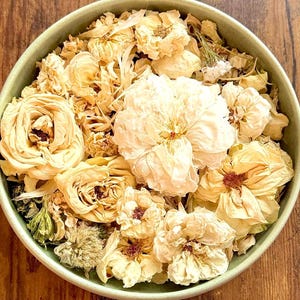 Luxury Cream Potpourri, Dried Flowers |Neutral Ivory and White Cottage Garden Blend | Homegrown botanicals