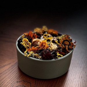 Organic Somerset Potpourri: Natural Dried Flowers, Forest Colours. Essential Oils Scented Home Decor