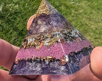 Orgone Pyramid, Energy Protection, Orgonite, EMF Shielding Energy, Amethyst, Quartz, Glow in the dark sand and Resin