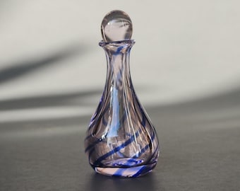 手吹きガラス製エッセンシャルオイルボトル - 詰め替え可能な香水瓶、ソリッドガラス製スポイト付き - ピンク