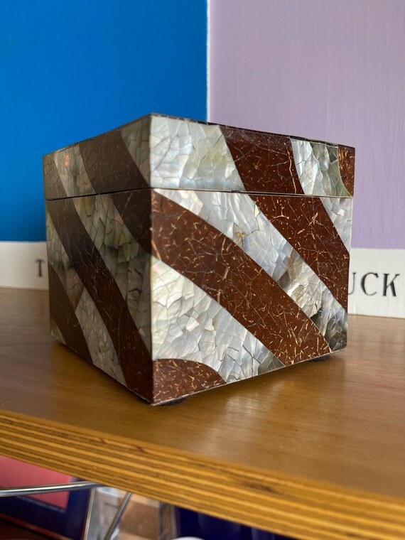 Postmodern Tessellated Polished Shell Maitland Sm… - image 3