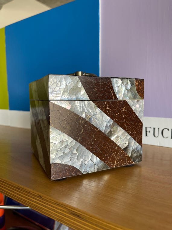 Postmodern Tessellated Polished Shell Maitland Sm… - image 4