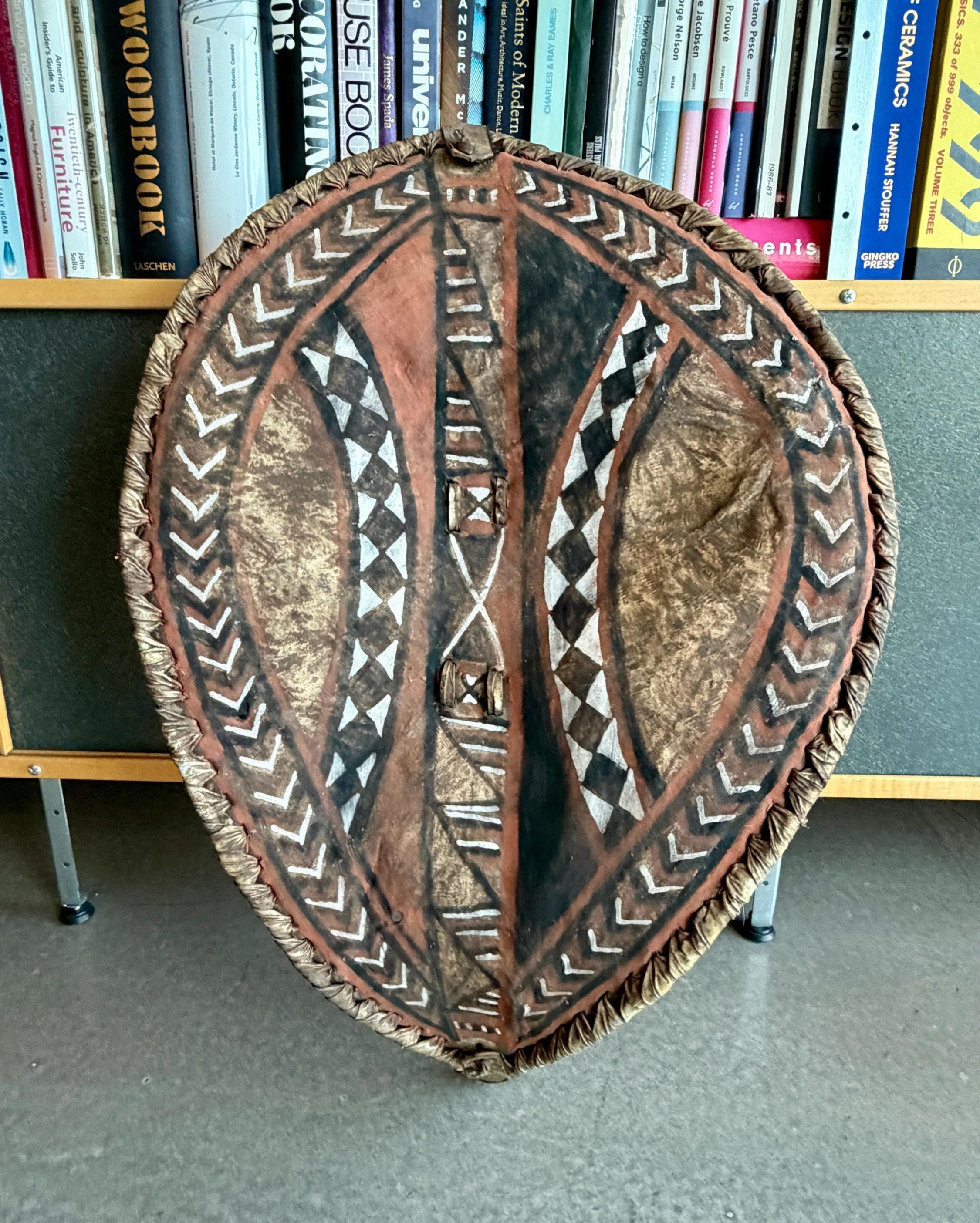 African wood shield - Etsy 日本