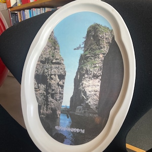 Ruimtetijdperk gegoten kunststof wandraam ter herdenking van reizen naar Korea