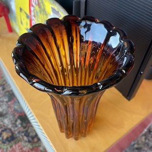 Vintage Bullicante Murano Vase Dual Tone Pink Amber Hombre Sommerso Italian Glass
