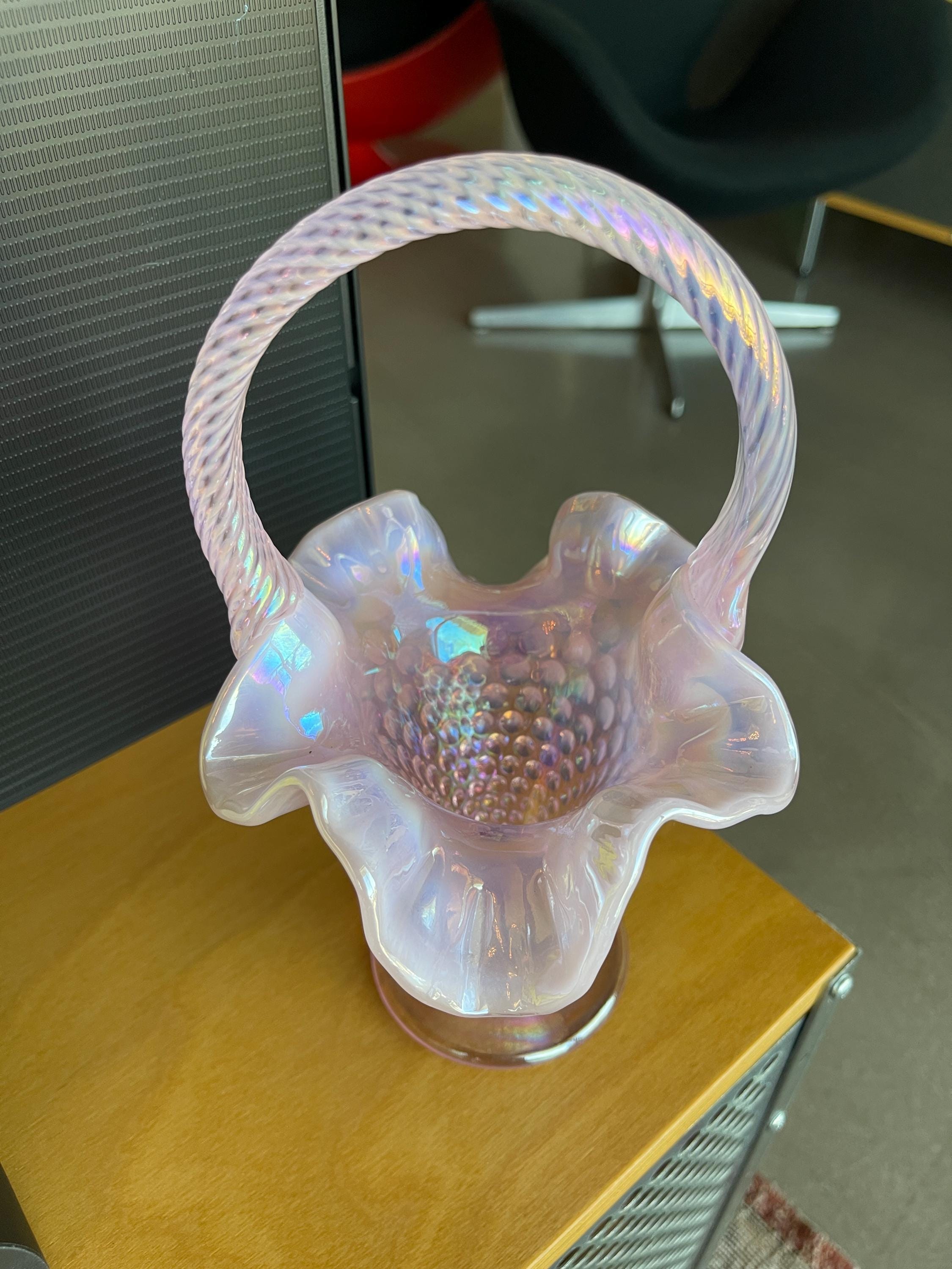 フェントン ピンク オパールセント 虹彩ホブネイルガラス バスケット