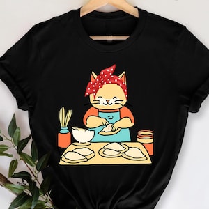 Polish Heritage Gifts, Babushka Cat, Pierogi Making, Polish Cat T-Shirt, Funny Polish T-shirt, Poland Map, Polish Gifts, Polish Shirt,